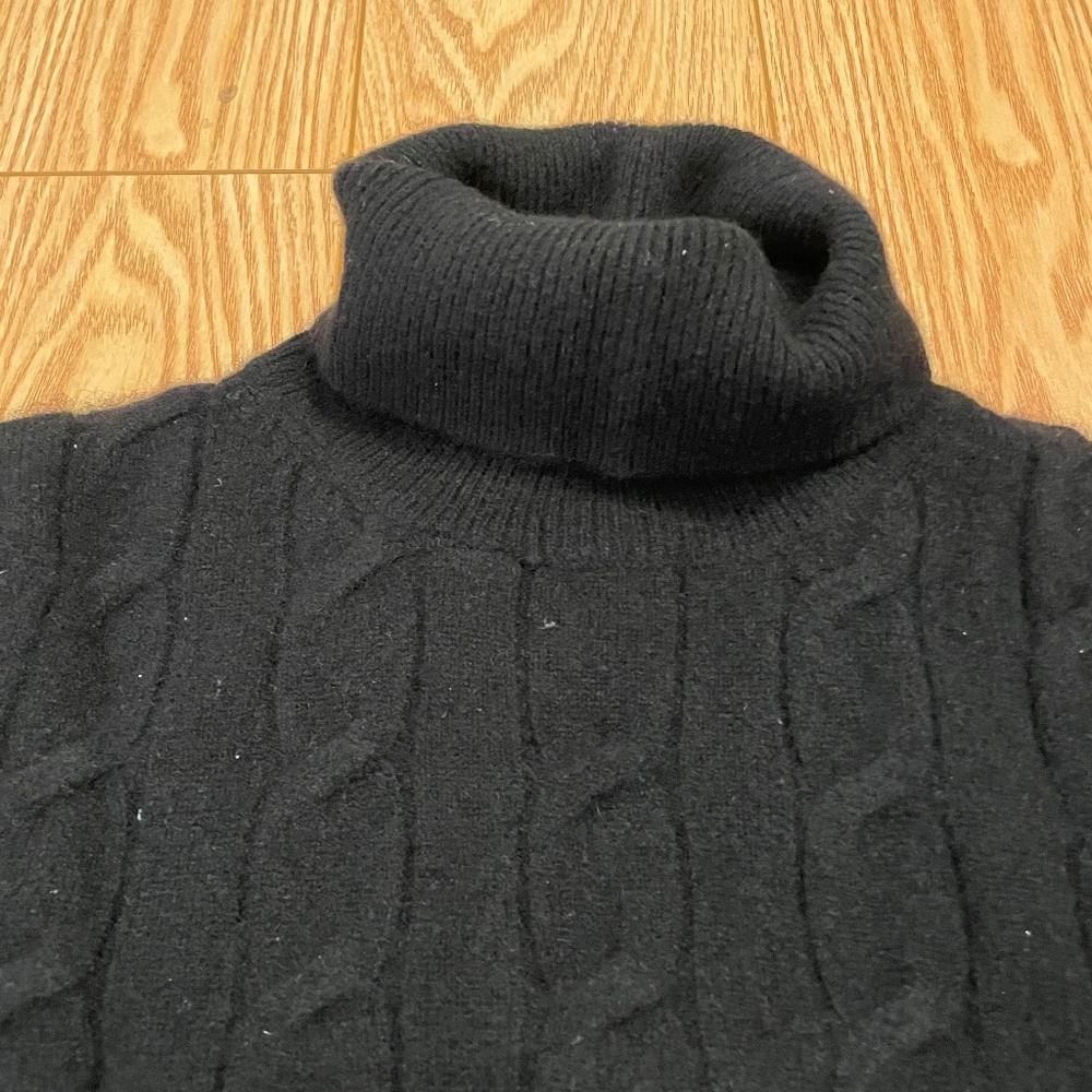 André Christian Cashmere Turtle Neck